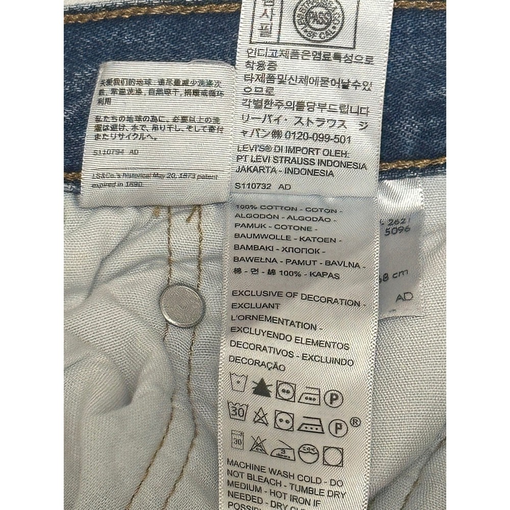 Levis Premium 501 Original Fit Jeans Womens 27x30 Medium Wash Blue Straight Leg - Picture 11 of 11